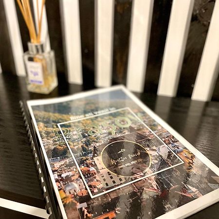 Montsee Brasovアパートメント エクステリア 写真